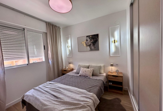Revente - Appartement - Torrevieja - Habaneras