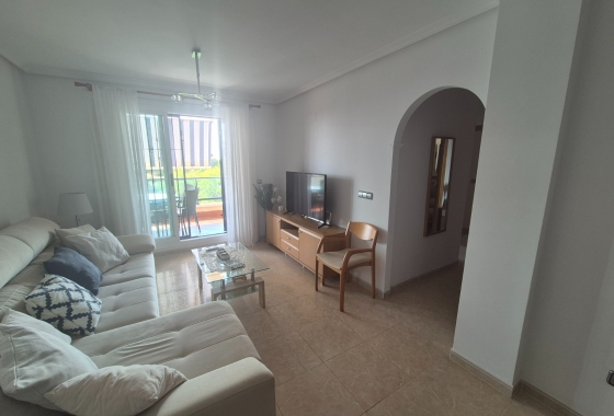 Resale - Apartment / flat - La Mata
