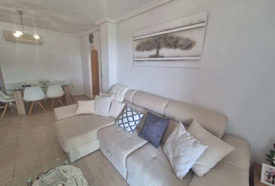 Resale - Apartment / flat - La Mata