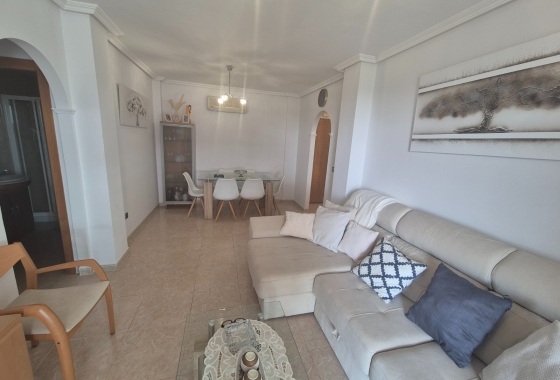 Resale - Apartment / flat - La Mata