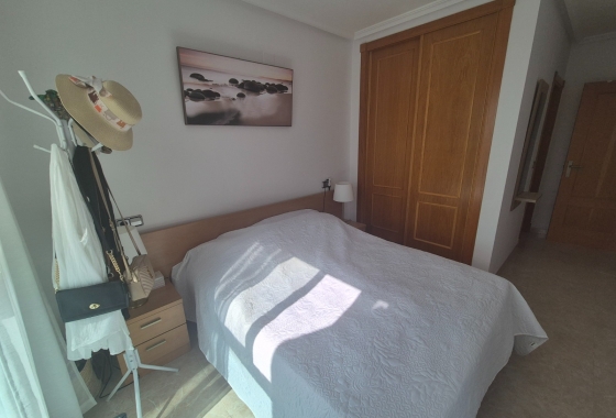 Resale - Apartment / flat - La Mata