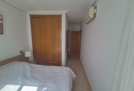 Resale - Apartment / flat - La Mata