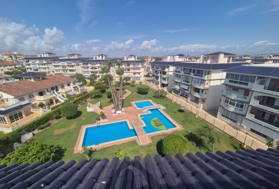 Resale - Apartment / flat - La Mata