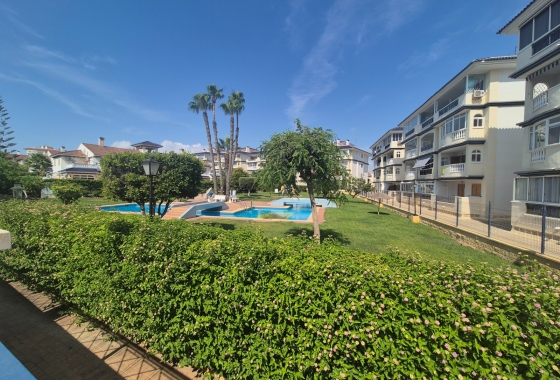 Resale - Apartment / flat - La Mata