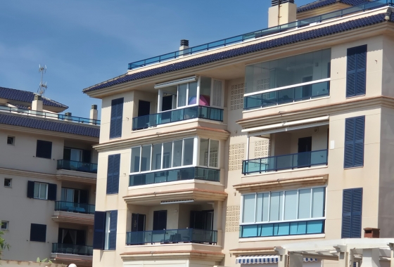Resale - Apartment / flat - La Mata