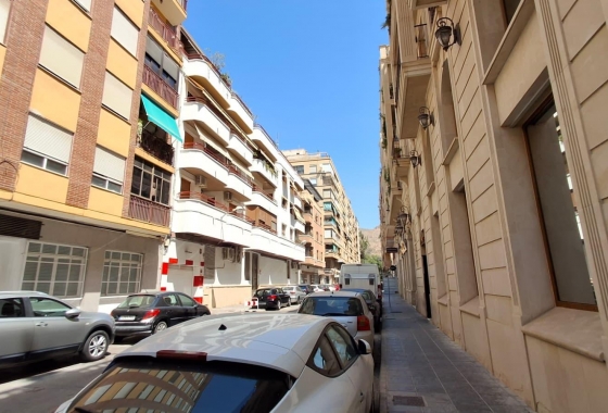 Wiederverkauf - Wohnung - Orihuela - Zona Centro