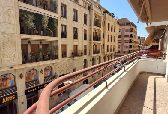 Wiederverkauf - Wohnung - Orihuela - Zona Centro