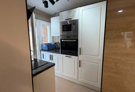 Wiederverkauf - Wohnung - Torrevieja - Playa del Cura