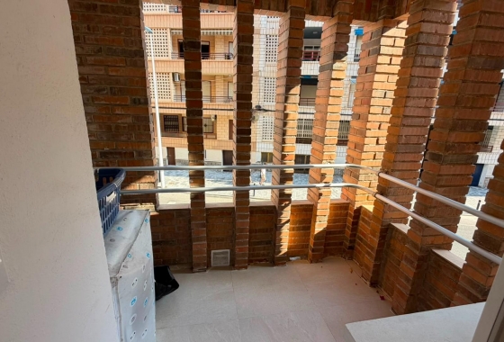 Wiederverkauf - Wohnung - Torrevieja - Playa del Cura