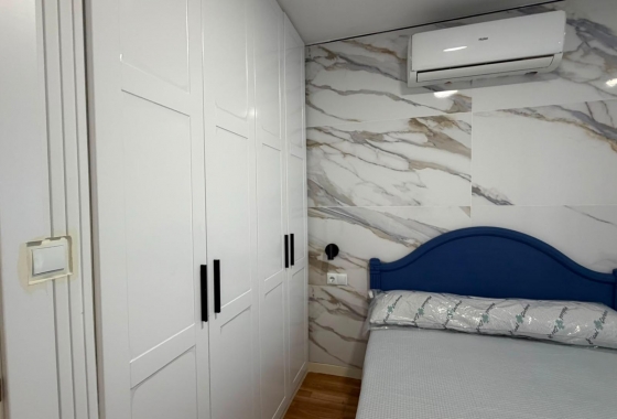 Wiederverkauf - Wohnung - Torrevieja - Playa del Cura