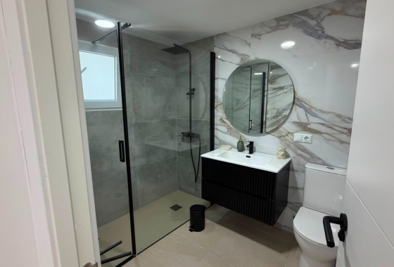 Wiederverkauf - Wohnung - Torrevieja - Playa del Cura