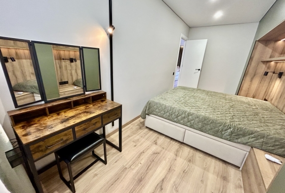 Resale - Apartment / flat - Torrevieja - Costa Blanca