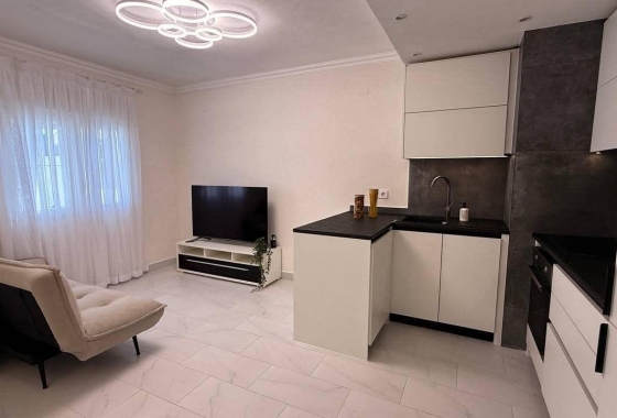 Revente - Maison de ville - Torrevieja - Calas Blanca