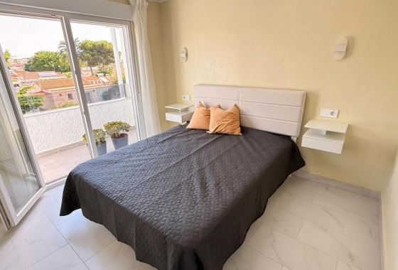 Revente - Maison de ville - Torrevieja - Calas Blanca
