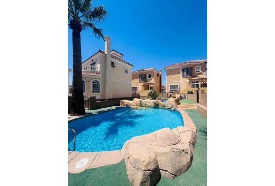 Resale - Villa - Orihuela Costa - Costa Blanca