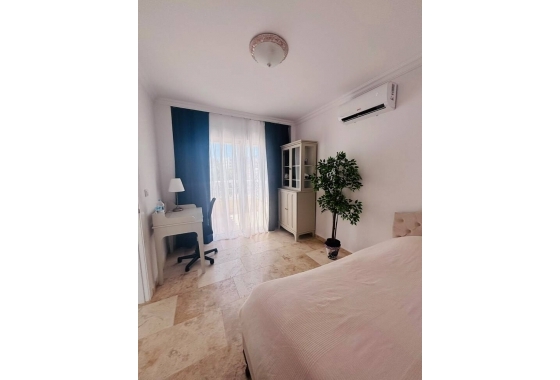 Resale - Villa - Orihuela Costa - Costa Blanca