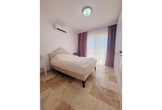 Resale - Villa - Orihuela Costa - Costa Blanca