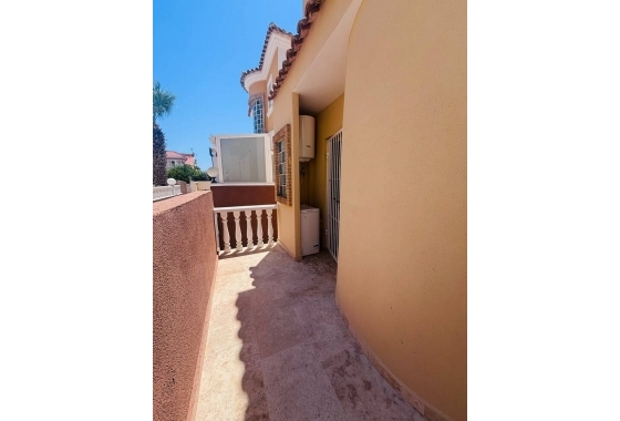 Resale - Villa - Orihuela Costa - Costa Blanca