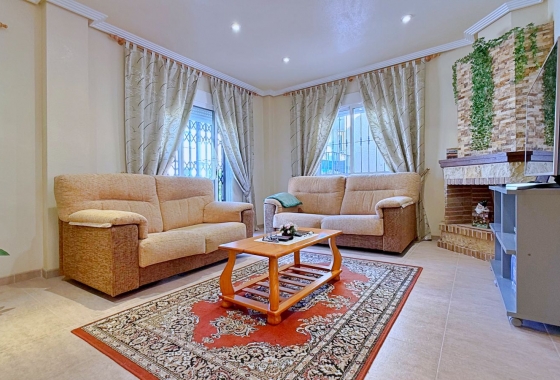 Перепродажа - Вилла - Orihuela - Inland
