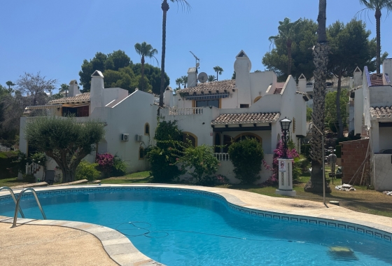 Herverkoop - Villa - Orihuela Costa - Costa Blanca