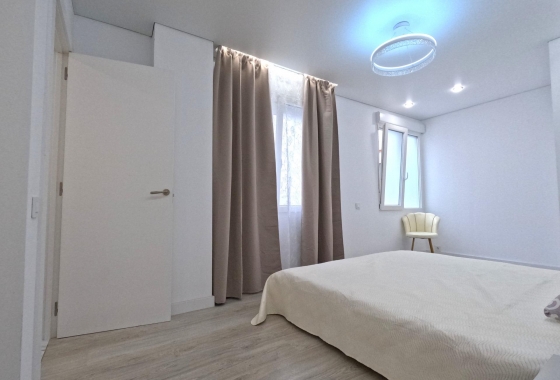 Revente - Appartement - Torrevieja - Acequion