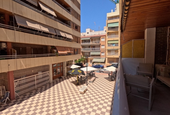 Revente - Appartement - Torrevieja - Acequion