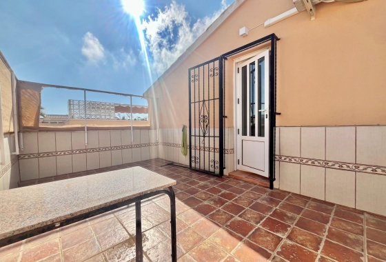 Wiederverkauf - Villa - Orihuela Costa - Los Almendros-la Florida