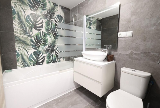 Resale - Apartment / flat - Torrevieja - Costa Blanca