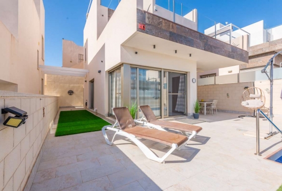 Herverkoop - Villa - Orihuela Costa - Costa Blanca