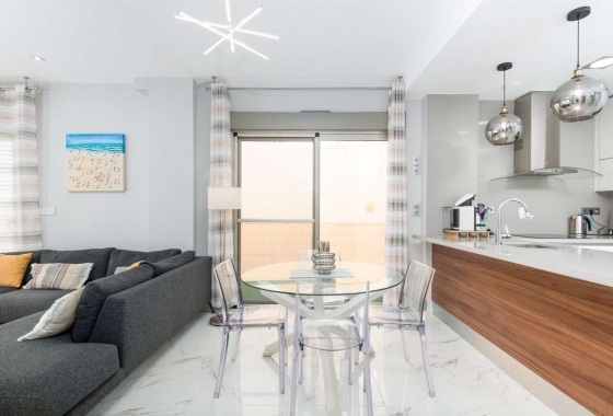 Herverkoop - Villa - Orihuela Costa - Costa Blanca