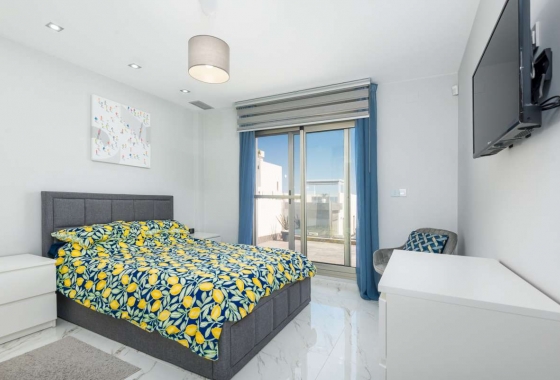 Herverkoop - Villa - Orihuela Costa - Costa Blanca