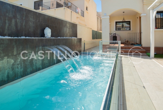 Revente - Maison de ville - Torrevieja - aguas nuevas
