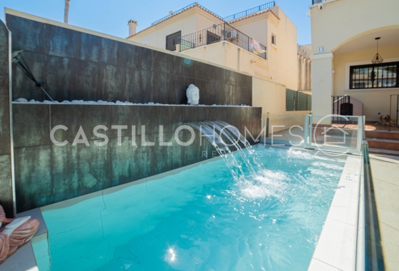 Revente - Maison de ville - Torrevieja - aguas nuevas