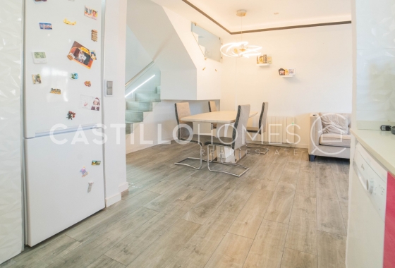 Revente - Maison de ville - Torrevieja - aguas nuevas