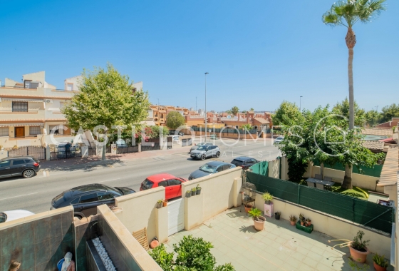 Revente - Maison de ville - Torrevieja - aguas nuevas