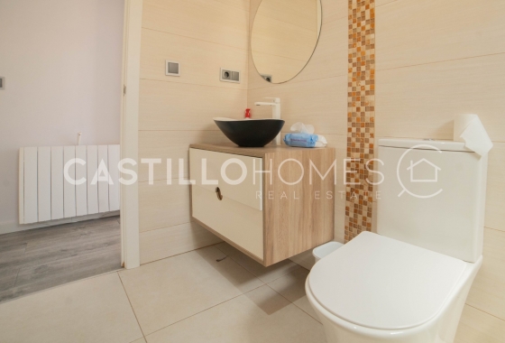 Revente - Maison de ville - Torrevieja - aguas nuevas