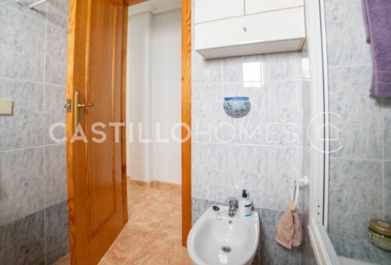 Resale - Apartment / flat - Torrevieja - PARQUE DE LAS NACIONES