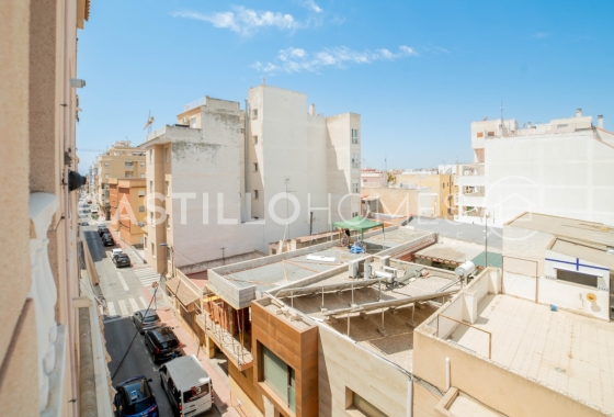 Resale - Apartment / flat - Torrevieja - PARQUE DE LAS NACIONES