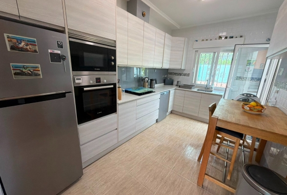 Resale - Villa - Los Montesinos - Costa Blanca