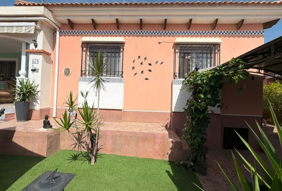 Resale - Villa - Los Montesinos - Costa Blanca