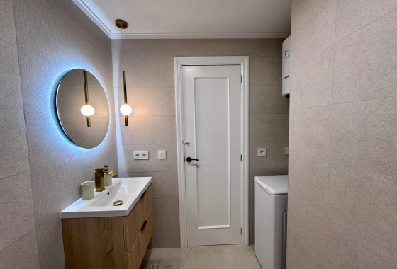 Wiederverkauf - Wohnung - Torrevieja - Habaneras