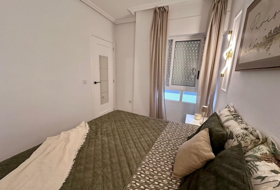 Wiederverkauf - Wohnung - Torrevieja - Habaneras