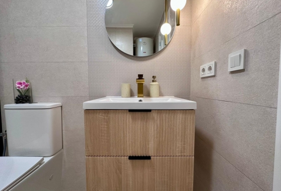Wiederverkauf - Wohnung - Torrevieja - Habaneras