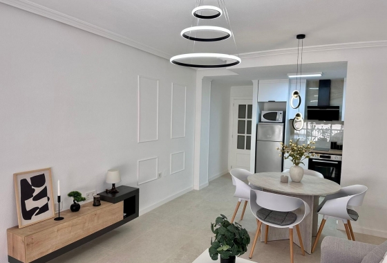 Wiederverkauf - Wohnung - Torrevieja - Habaneras