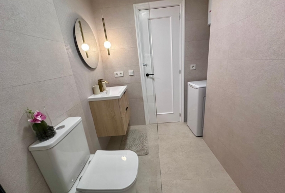 Wiederverkauf - Wohnung - Torrevieja - Habaneras