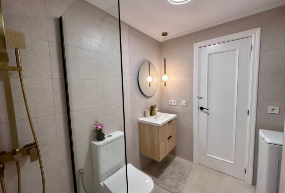 Wiederverkauf - Wohnung - Torrevieja - Habaneras