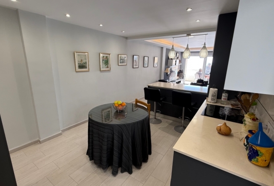 Resale - Apartment / flat - Torrevieja - Costa Blanca