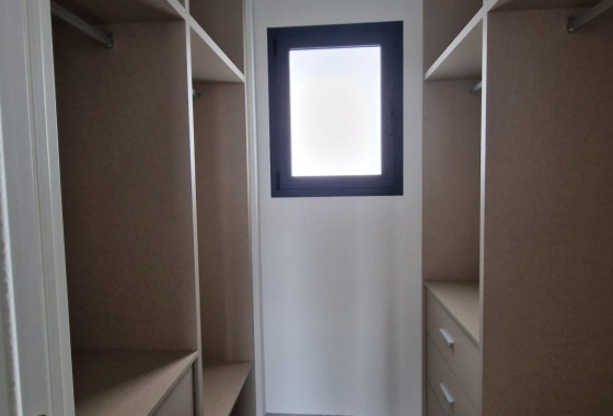 Resale - Apartment / flat - Orihuela - Las Colinas Golf