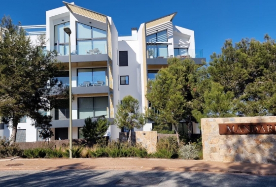 Resale - Apartment / flat - Orihuela - Las Colinas Golf