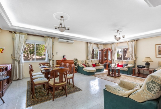 Återförsäljning - Villa - Rojales - Pueblo Bravo